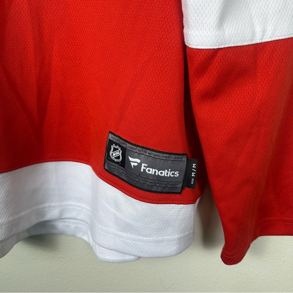 FANATICS NHL Dylan Larkin Detroit Red Wings Fanatics Hockey Jersey Red - Picture 2 of 7
